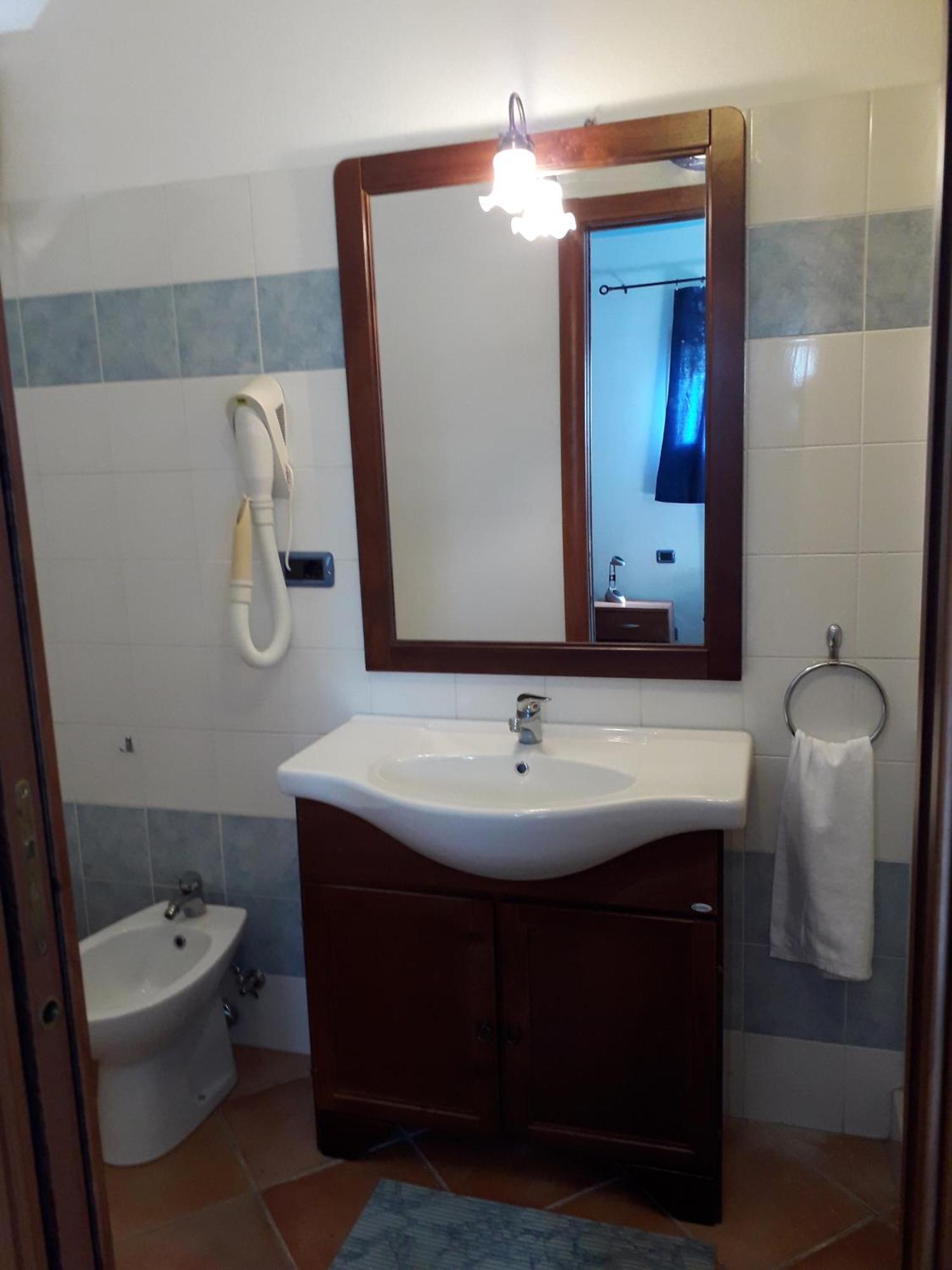 Hotel Su Pasu Tortolì Habitación foto